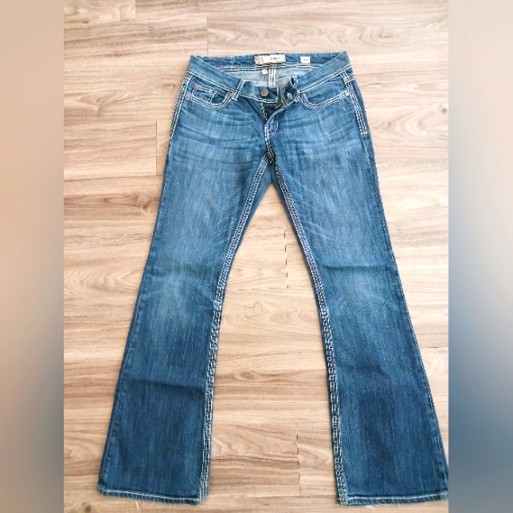 BKE Denim Sabrina Flare Size 30L Jeans Women Pre-owned